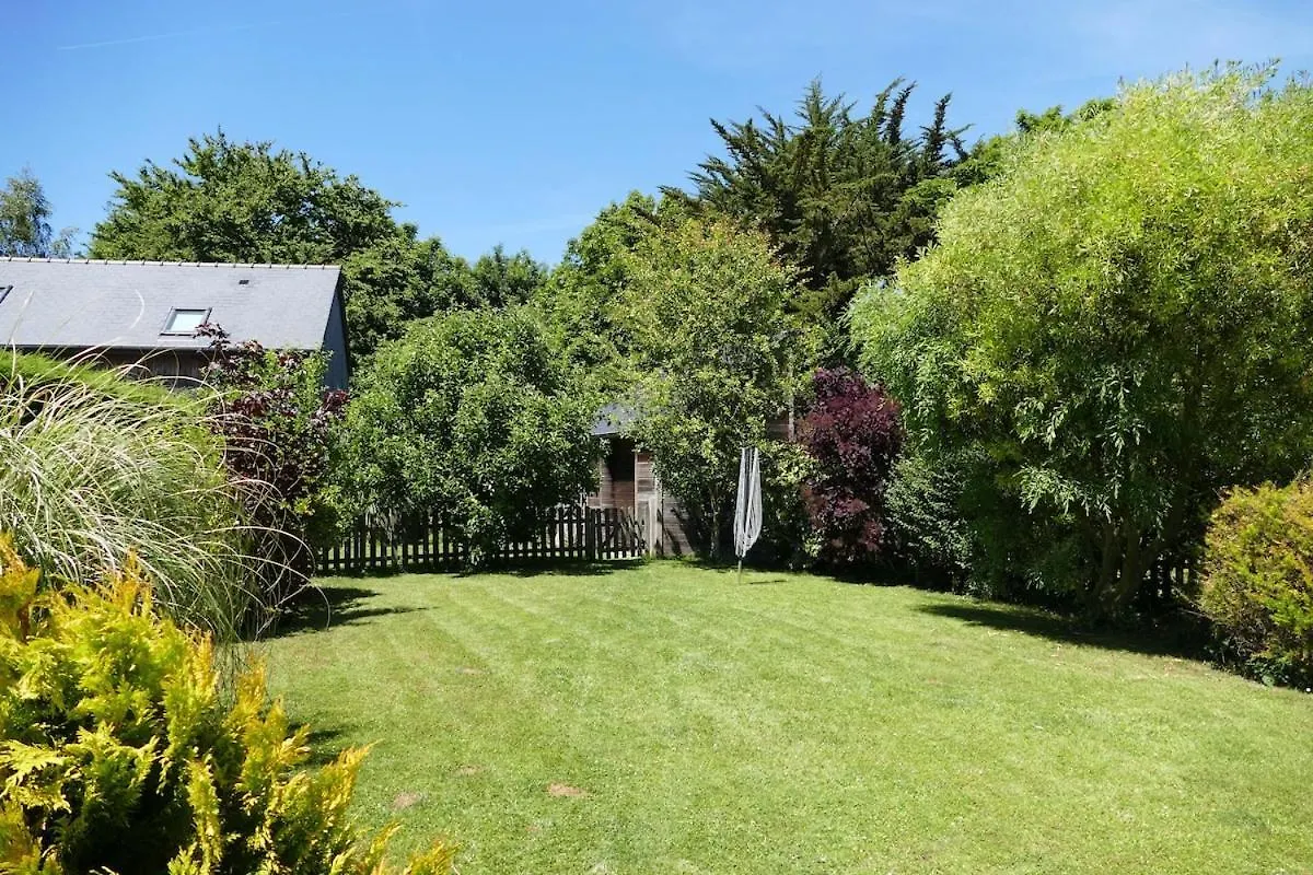 Beautiful Renovated Farmhouse Le Cellier Лансьё Дом отдыха